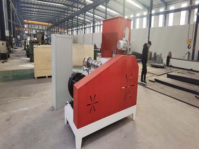 Fish Feed Extrusion Process with Extruder Machine